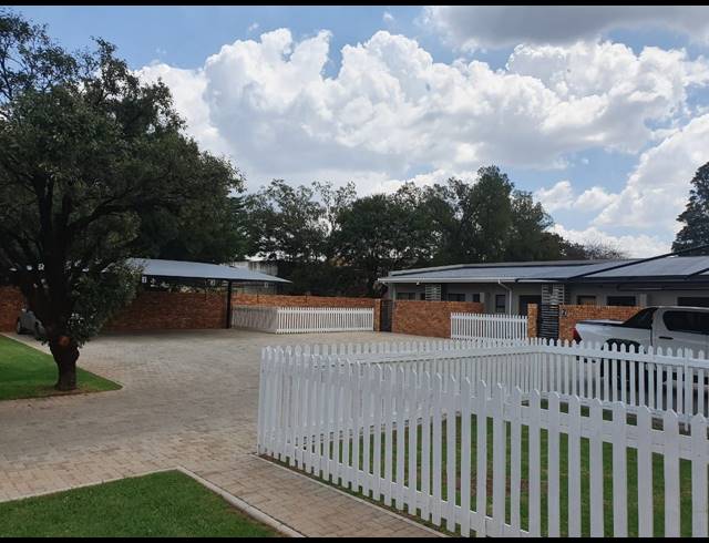 1 BEDROOM APARTMENT TO LET IN BRAKPAN CENTRAL